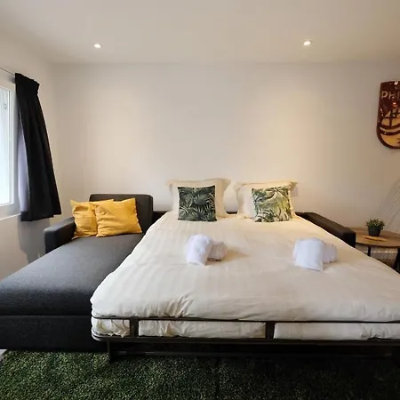 Spacious 65m2 In The Centre Of - R65b