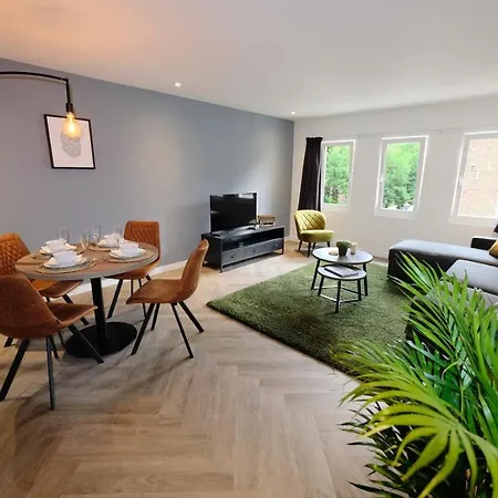 Spacious 65m2 In The Centre Of - R65b Apartment *