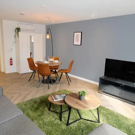 Spacious 65m2 In The Centre Of - R65b Eindhoven