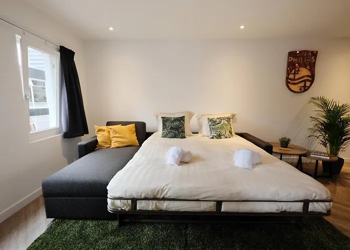 Spacious 65m2 In The Centre Of - R65b